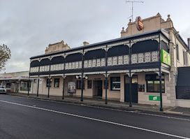 Commercial Hotel