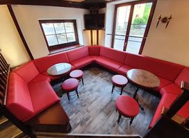 National Pub