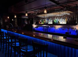 Orlando's Bar and Lounge