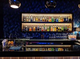 Lumi Cocktail Bar