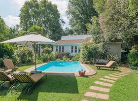 ORCHARDS GARDEN &ACCOMMODATION