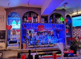 Cecil's Bar