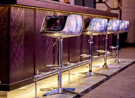 Between the bar, le bar à vin à la maison