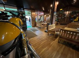 Rendez-Vous Bar & Restaurant