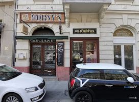 Mornys Pub Coffee