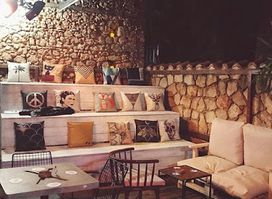 X Pub&Bistro&Otel Karaoke