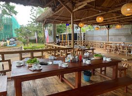 Bungalow7 Restaurant Bar Lounge(树屋酒馆）