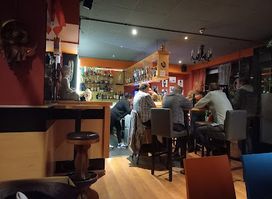 Black Pearl Lounge
