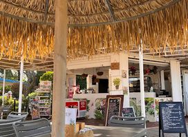 Reef Beach Bar