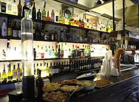 The Violin Irish Pub
