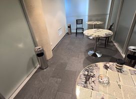 Smoking Room