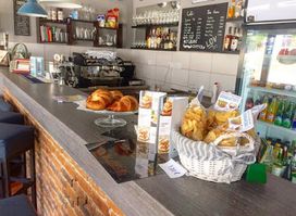 CAFE & BEER PRI PRAMENI ŠINDOLKA