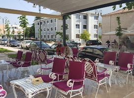Peçi cafe - bar