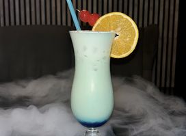 AREA 17 LOUNGE & BAR