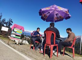 THE MRITYUNJAYA ADVENTURE CAMP's Restaurant