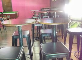 Pub & Cafe 888