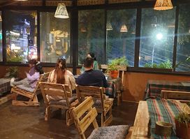 The Herbalist Sapa