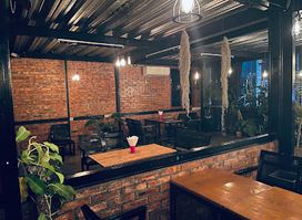 Drink Me Cafe N Bar
