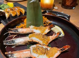 Yakitori Bar, Alila Khthaifaru