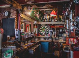 Racey Byrnes Bar