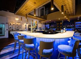 Crow's Nest Steakhouse