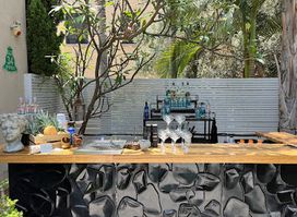 APOLLO COCKTAIL HOUSE