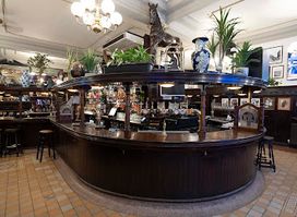 Horseshoe Bar Glasgow