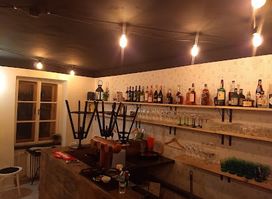 HOP ČIP BAR