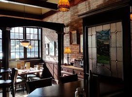 EMMETT'S Public House