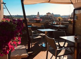 Otivm Roof Bar