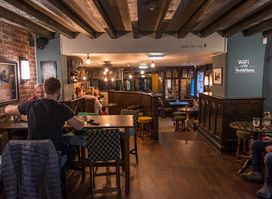 Ye Olde Fleece Inn
