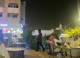مقهى اليت