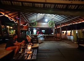The Port Restaurant & Beach Bar(Sea Food)