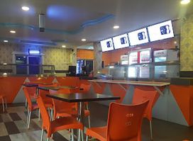 Lounge 38