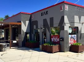 NO NAME BAR