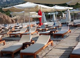Bamboo Beach Bar