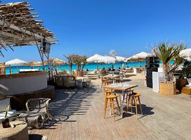 Kiki's Bar by DROP
