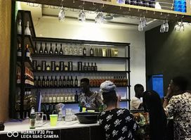LA PRESIDENCE LOUNGE BAR