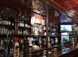 Feenys Bar