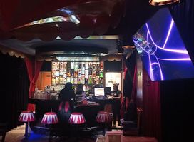 Circus Bar