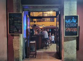 Barrio sur bar