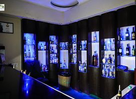 Apoo Bar