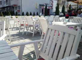 Chaplin Bar