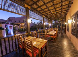 Al Mawra Restaurant