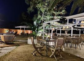 Yamas Coffee Bar Bistro