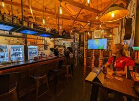 BrewBridge - Craft Beer Bar Phuket - 12 Beers on Tap