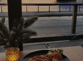 Soi 9 Restaurant & Bar