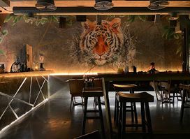 Akaya Bistro