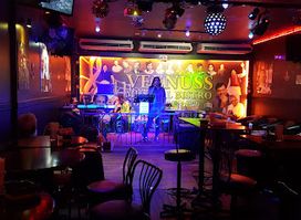 JP Veenuss Musical Bistro