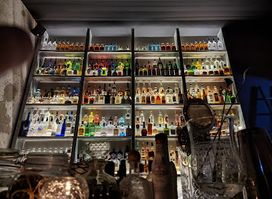 Dash, Cocktail Bar